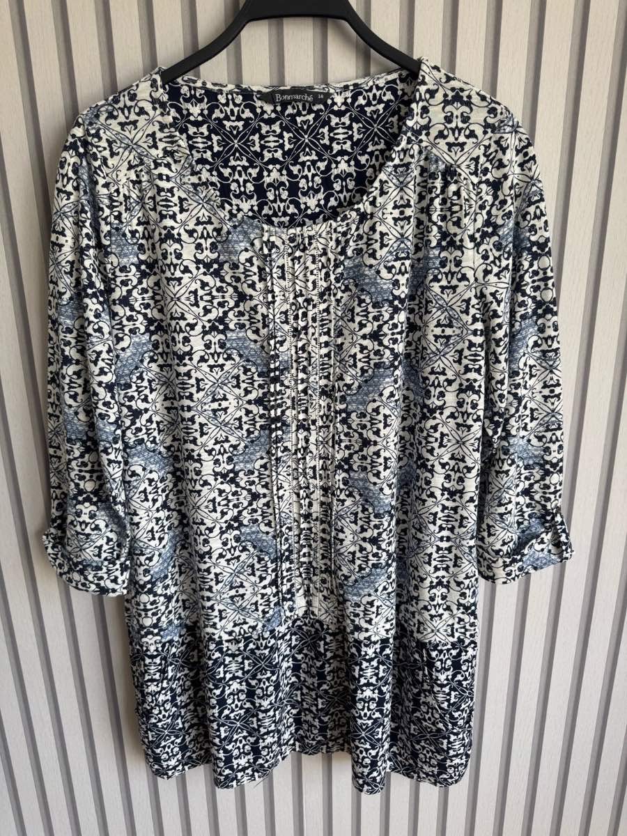 Bonmarche navy & white patterned tunic size 18