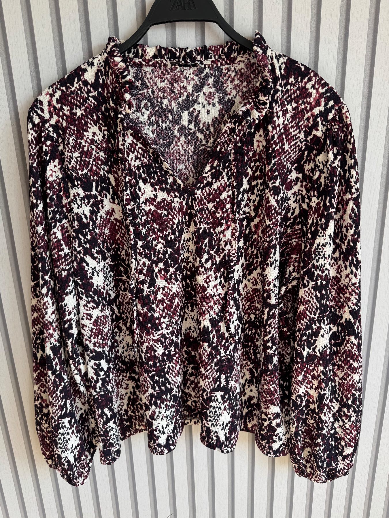 TU burgundy animal print long sleeve blouse size 20
