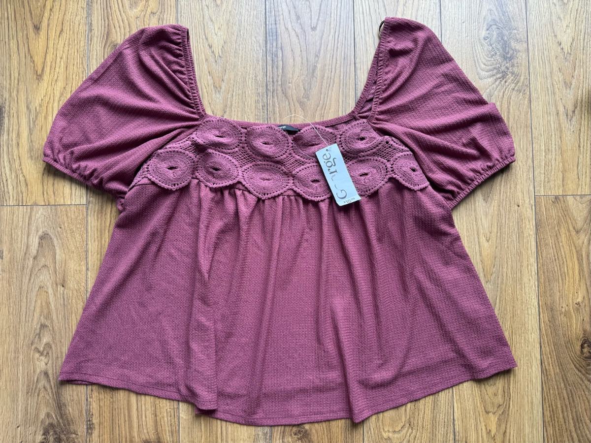 George plum crochet detail short sleeve top size 20