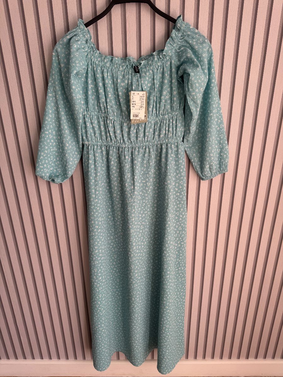 H&M turquoise & white floral summer dress size S new with tags.