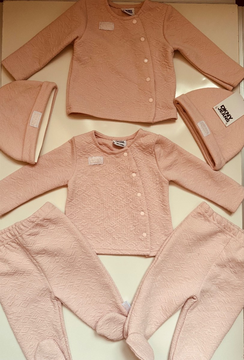 Twins sets
