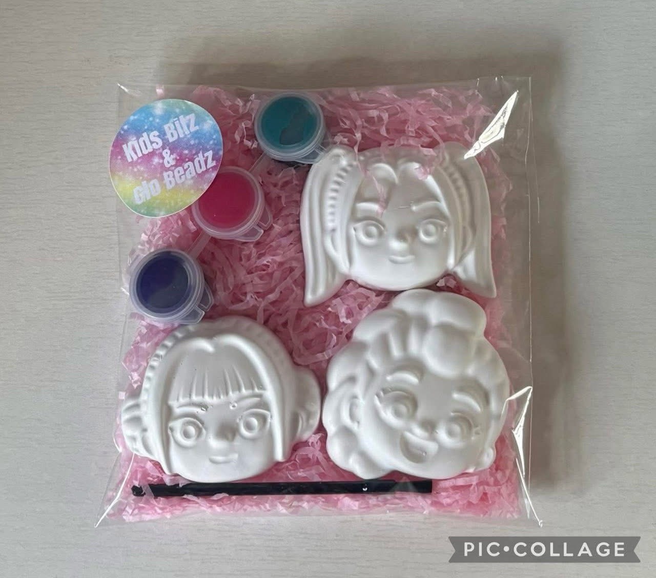 K-pop paint your own party bags READ DESCRIPTION