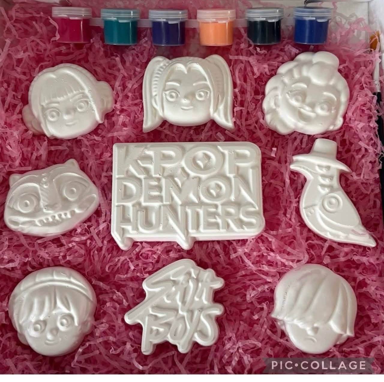K-pop demon hunters paint your own boxed craft set choose any colour shredded paper & 6 paints