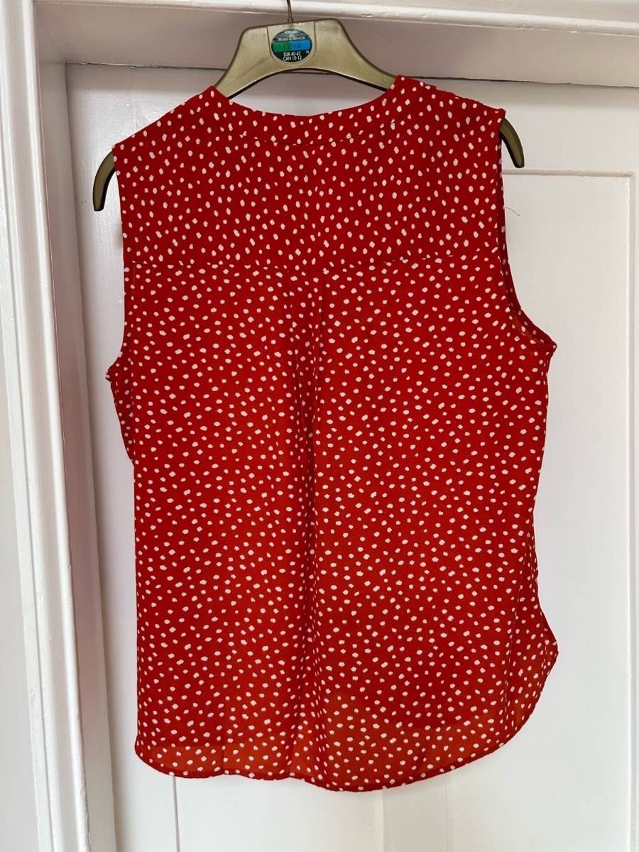 M & S top
