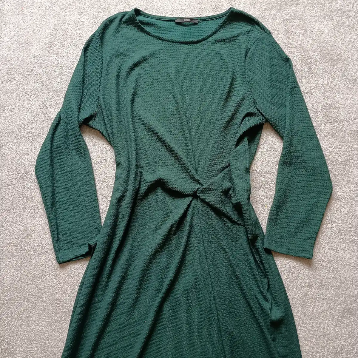 Green textured knot front midi dress size large 16/18