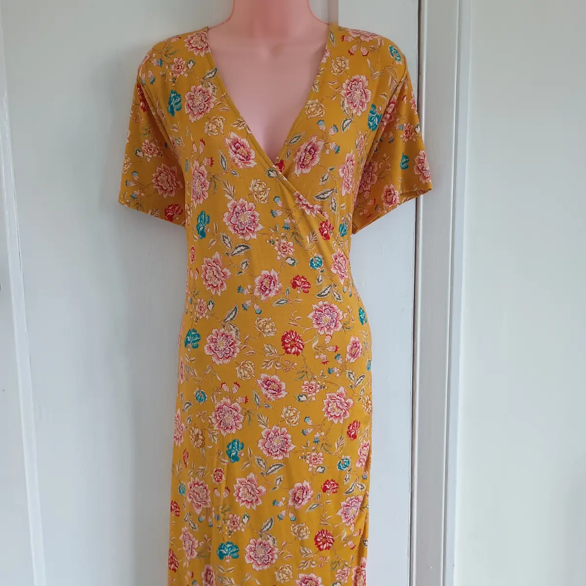 New with Tags Joe Browns Mustard Yellow Floral Wrap Style Dress Size UK 16