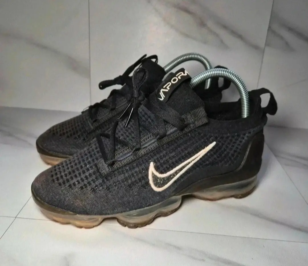 Nike Air VaporMax All Black Flyknit Trainers Gymwear Activewear Womens Size 4