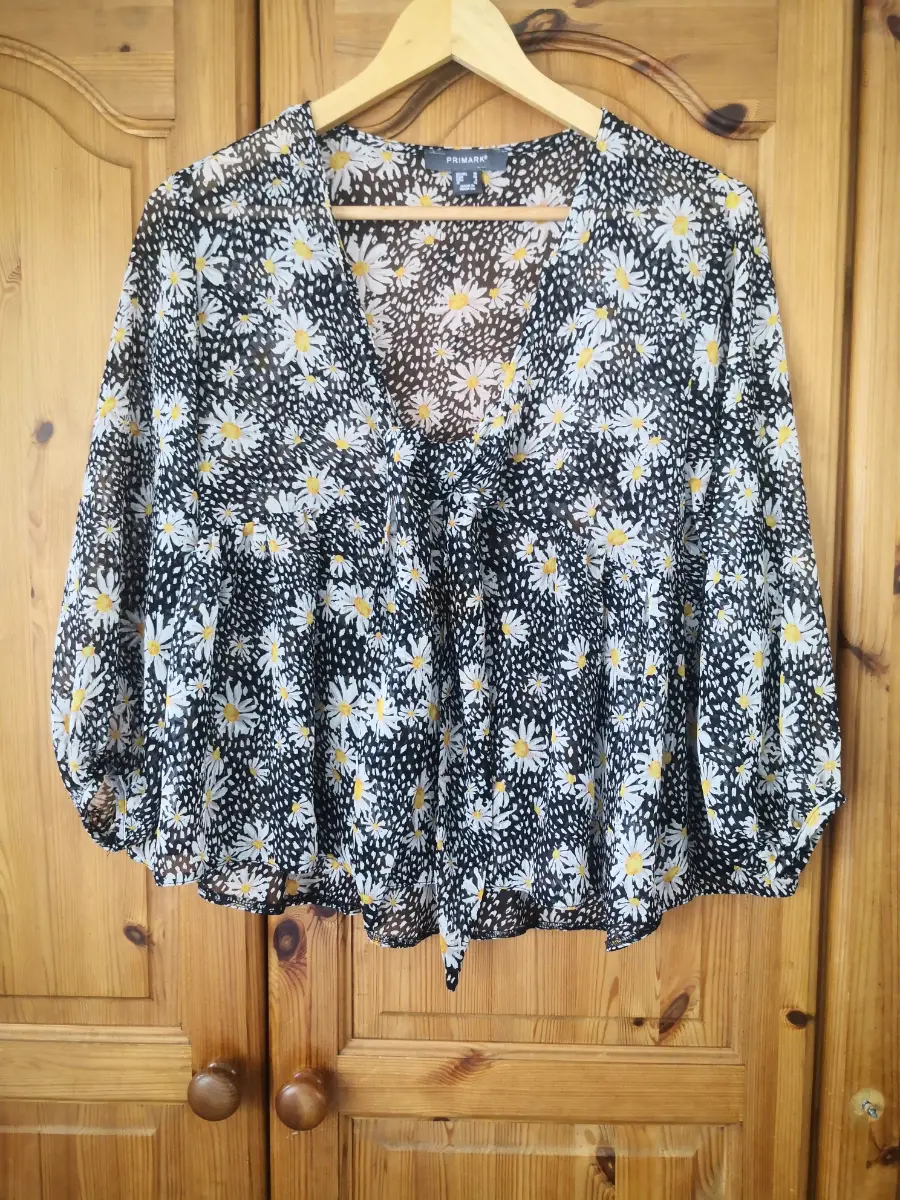 Primark Sheer Daisy Print Tie Front Chiffon Blouse Size 10