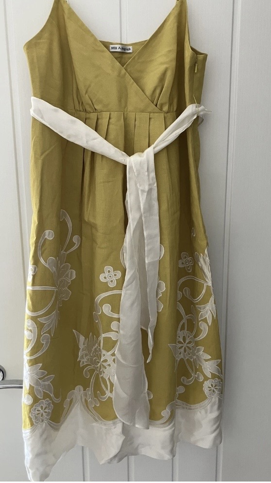 Ladies Stunning Linen Cotton Mix lined shoestring fit & flare lace detail NEW