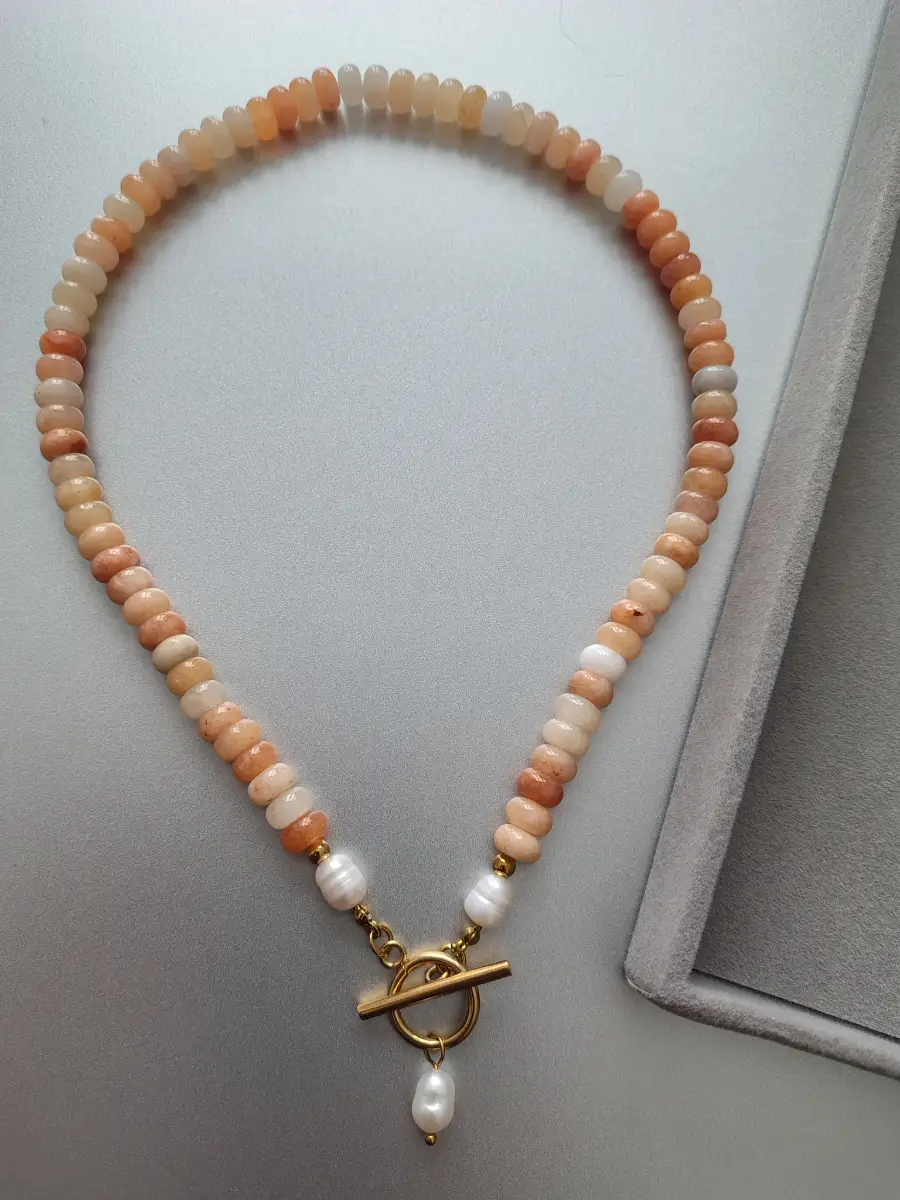 Natural Pink Aventurine Stone and Freshwater Pearl Necklace.