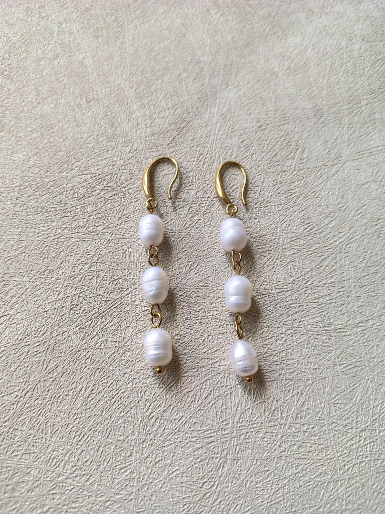 18k Gold Plated stainless steel Freshwater Pearl Earrings
