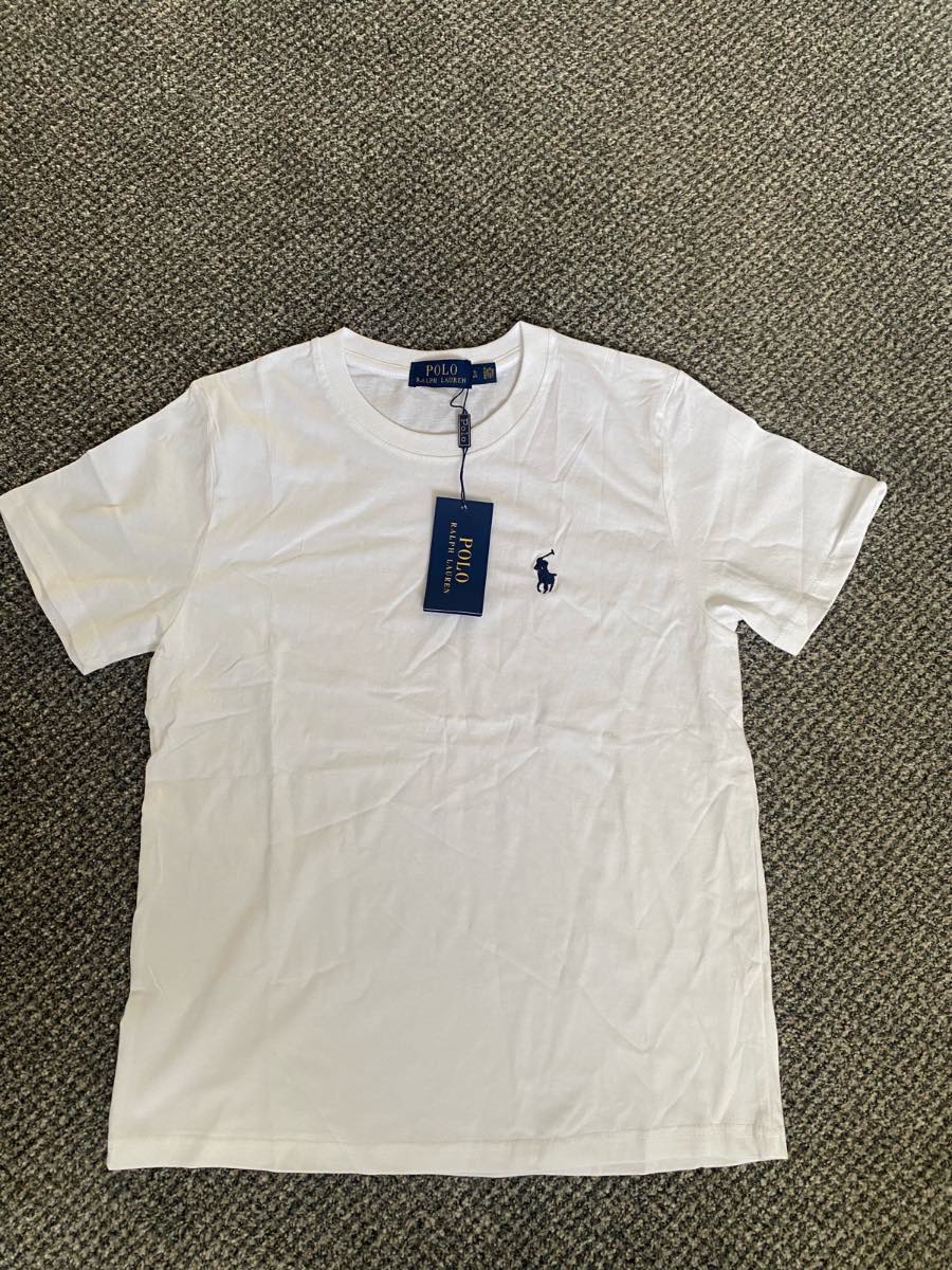 white Ralph Lauren tee size S