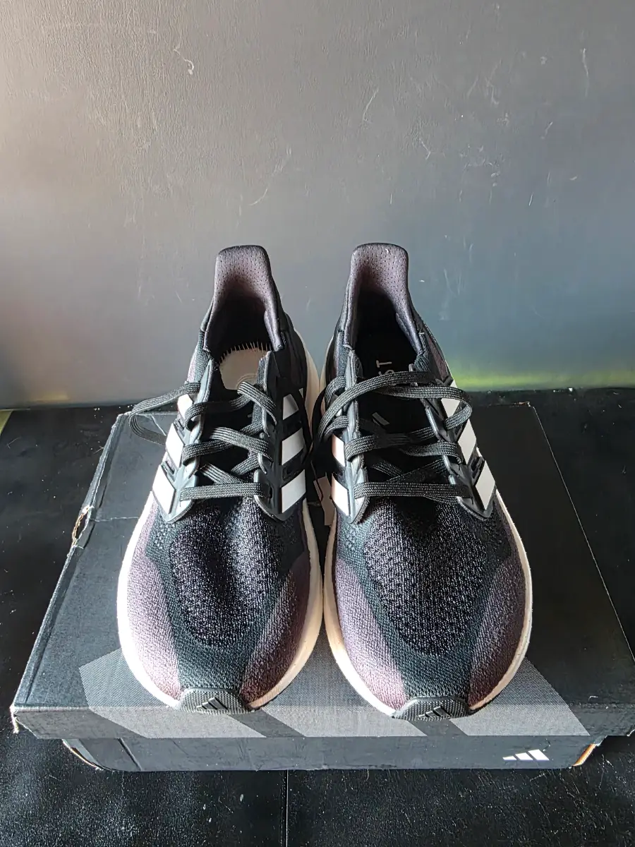 Adidas Ultraboost 5