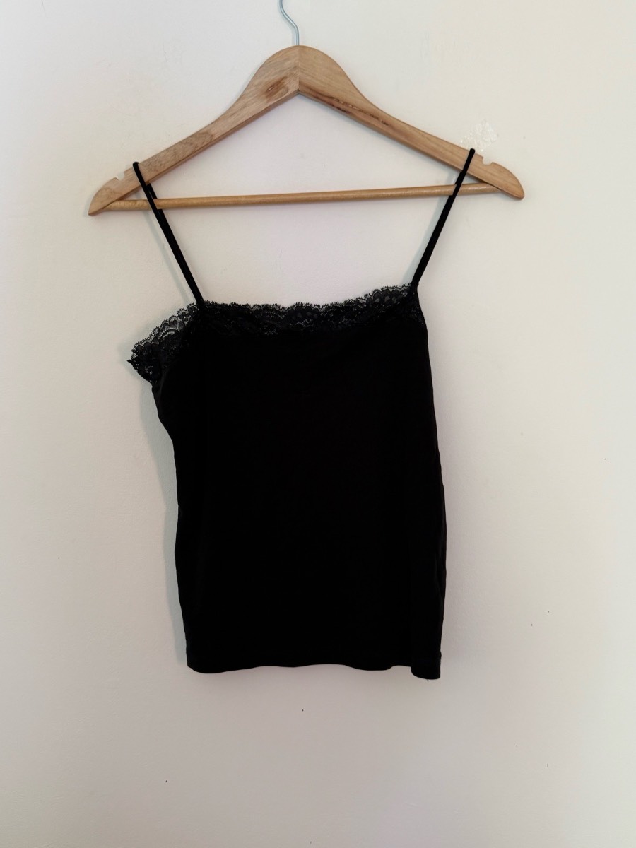 Vintage Y2K DKNY Black Lace Cami Top | Size Large (Fits Small/XS)