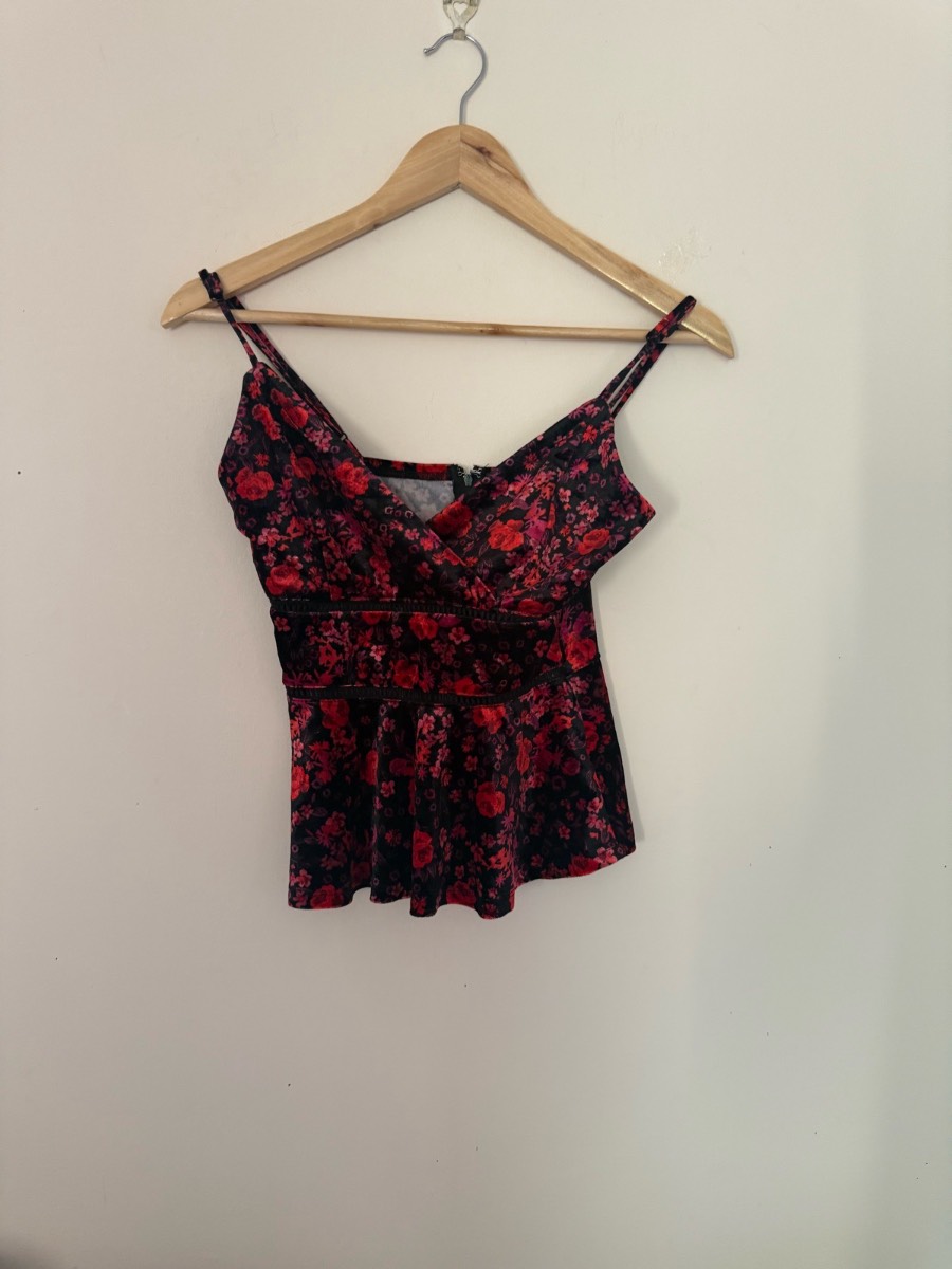Mi Ami Floral Peplum Cami Top Black Red XS Strappy