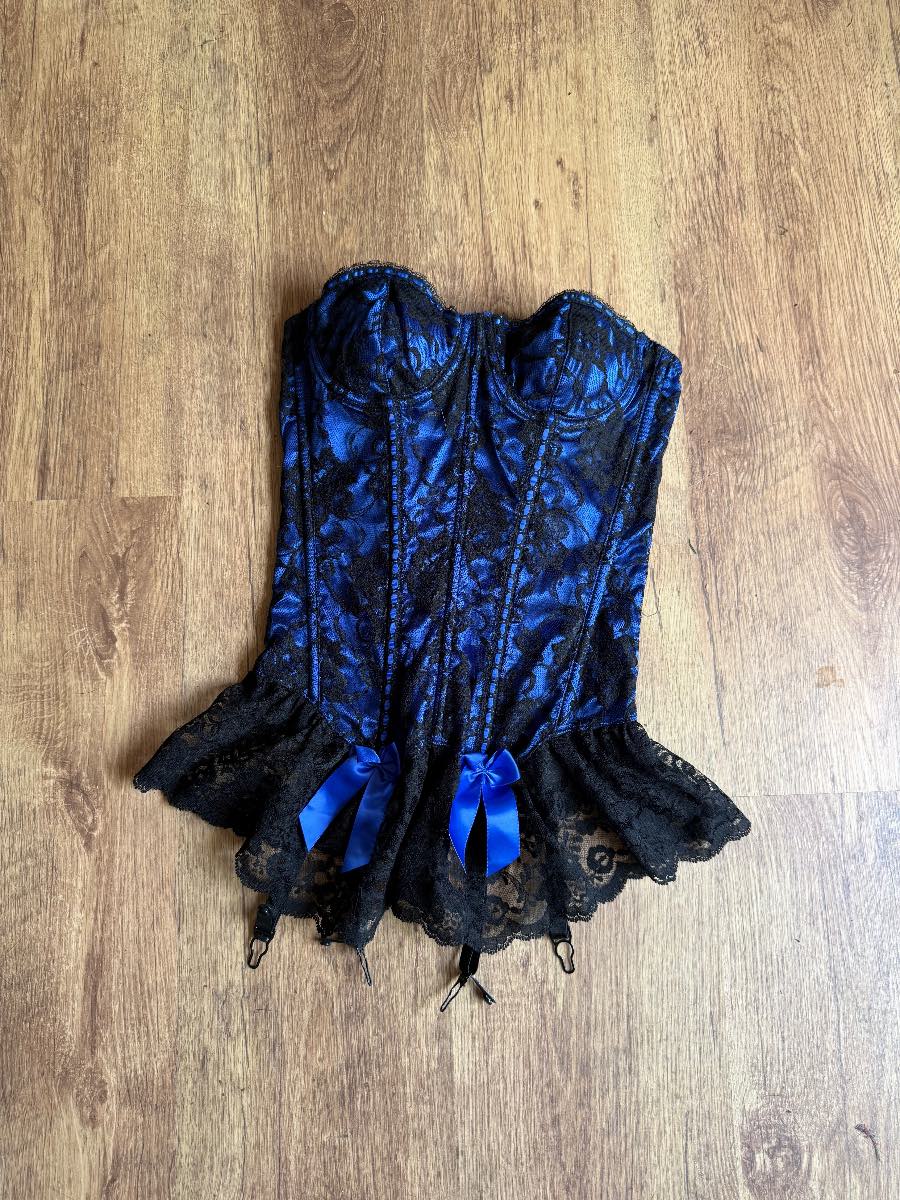Vintage Frederick's of Hollywood Royal Blue Lace Corset & Thong Set – Size 32 (UK 6-8)