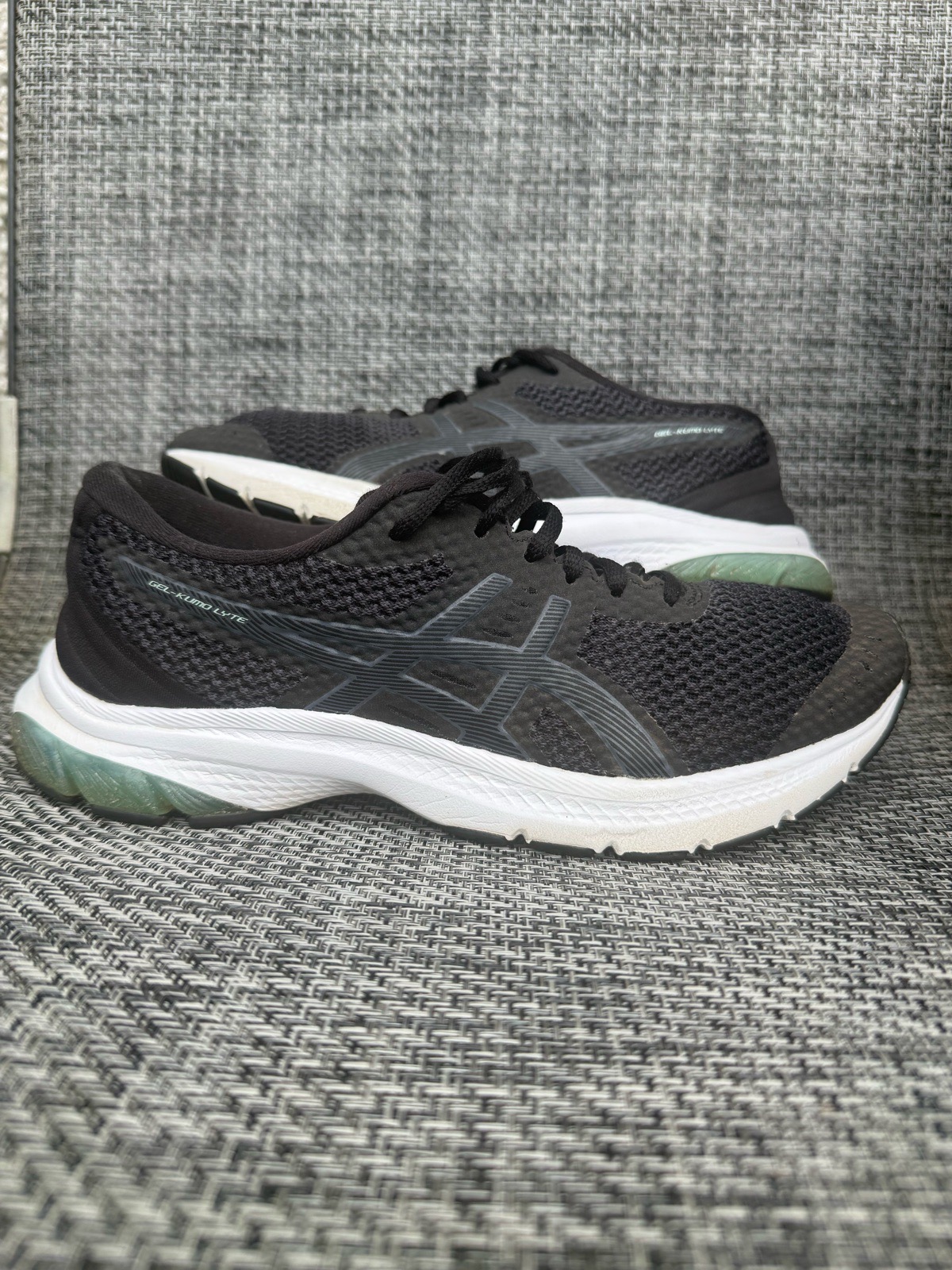 Asics Gel Kumo Lyte ladies running shoe UK 6