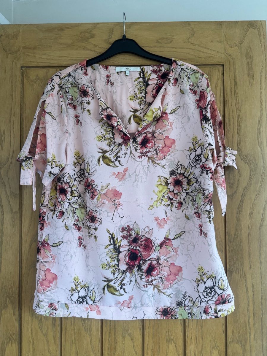 Next pink floral blouse with cold shoulder detail Size 10