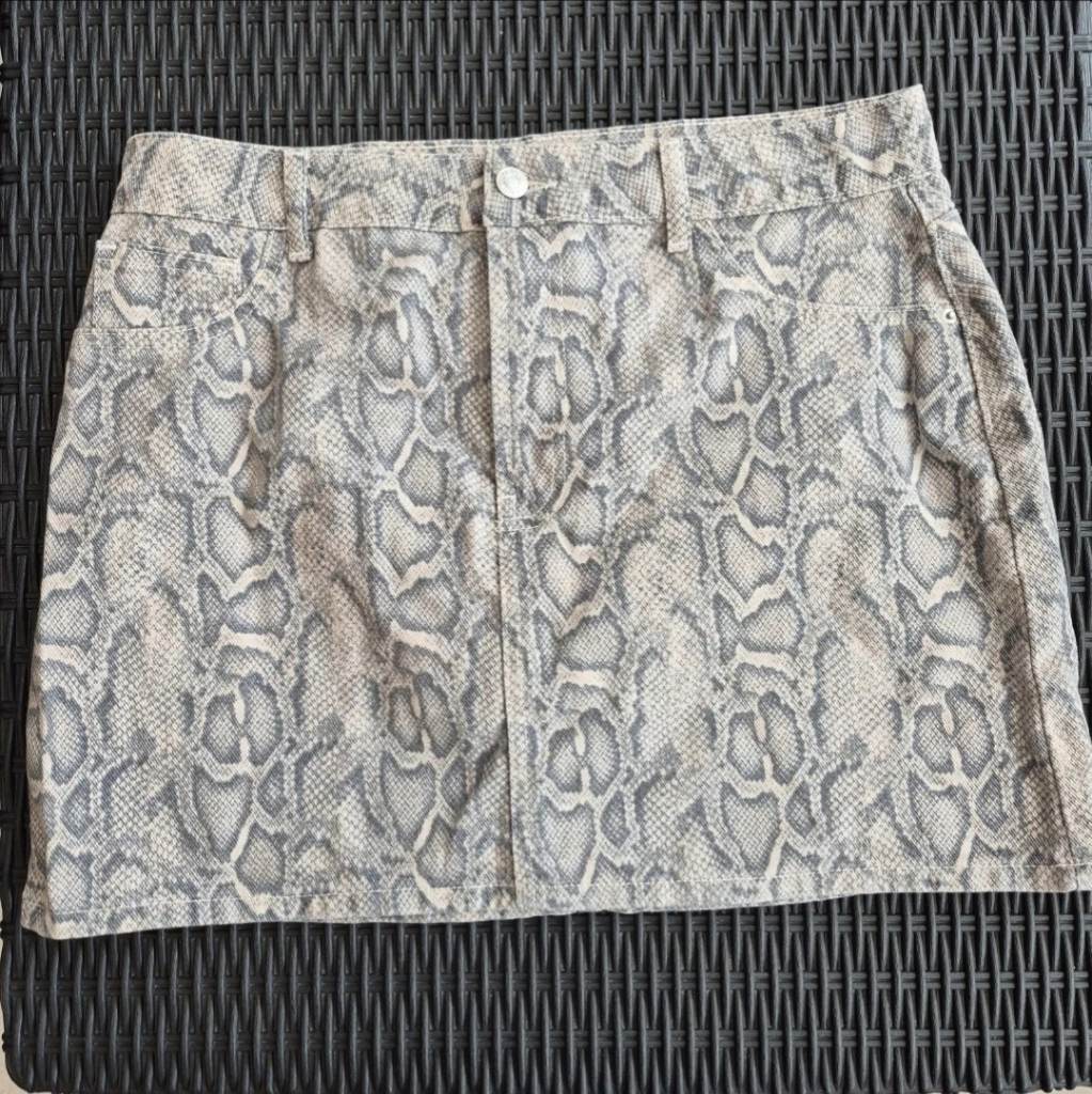 Denim Co. Grey Snakeskin Print Denim Mini Skirt zip and button