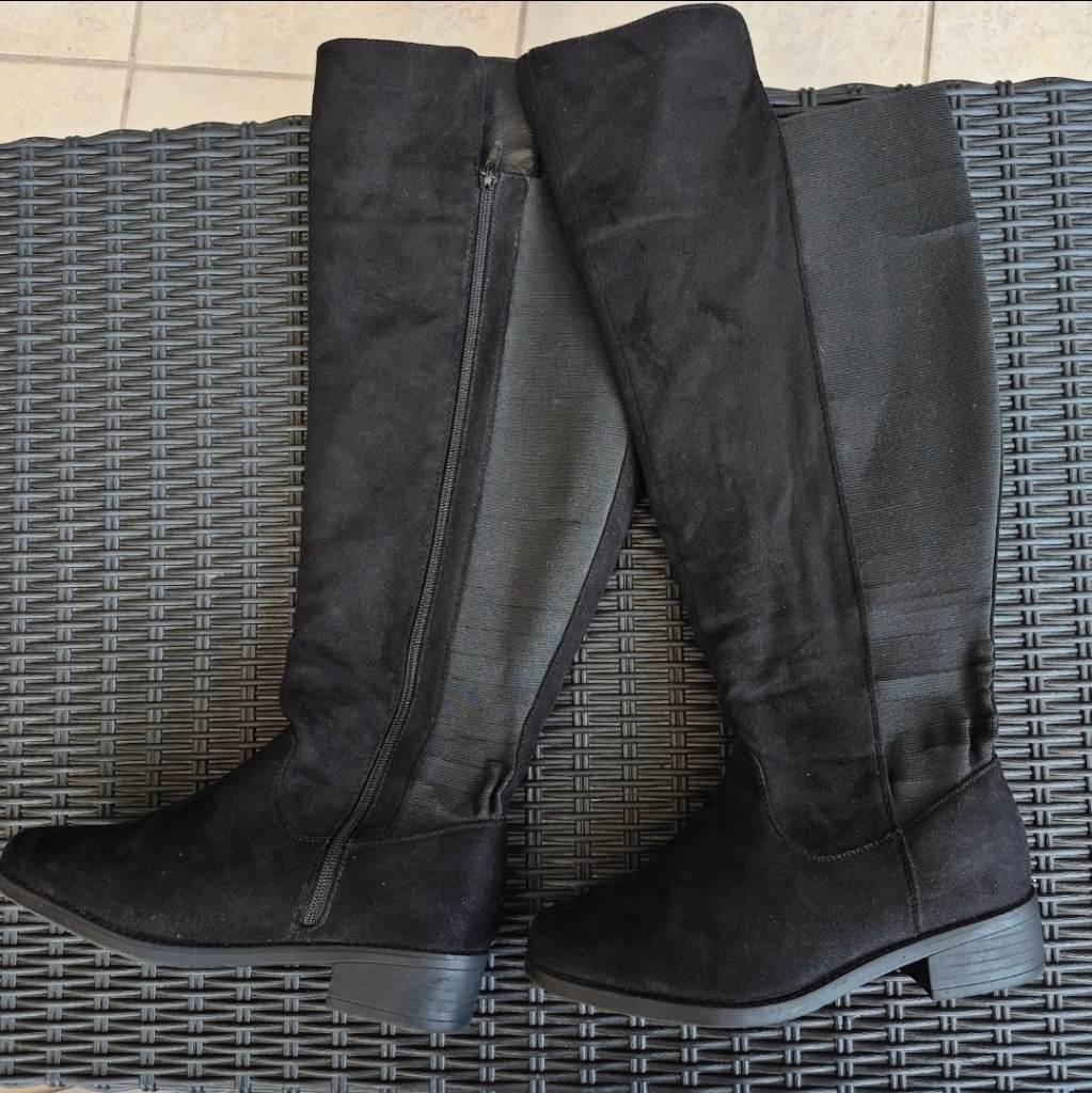 Knee High Boots  Size 6 EEE Extra Wide Fit / XL Calf