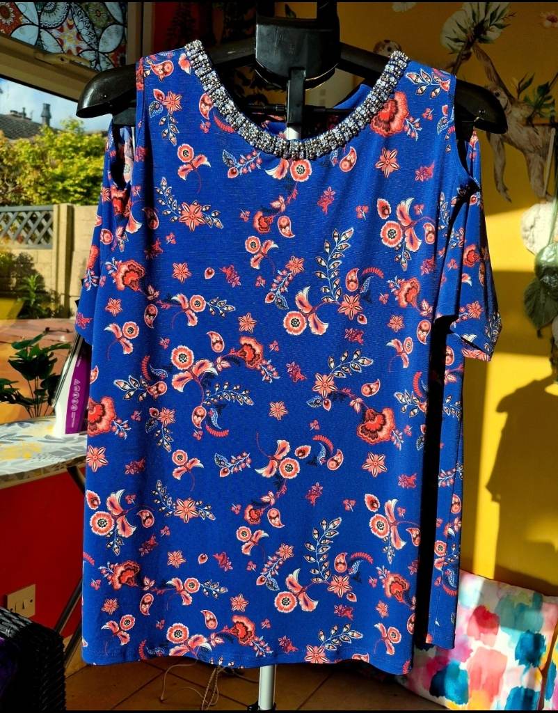 Floral Cold Shoulder Top Beaded Neckline Size 16