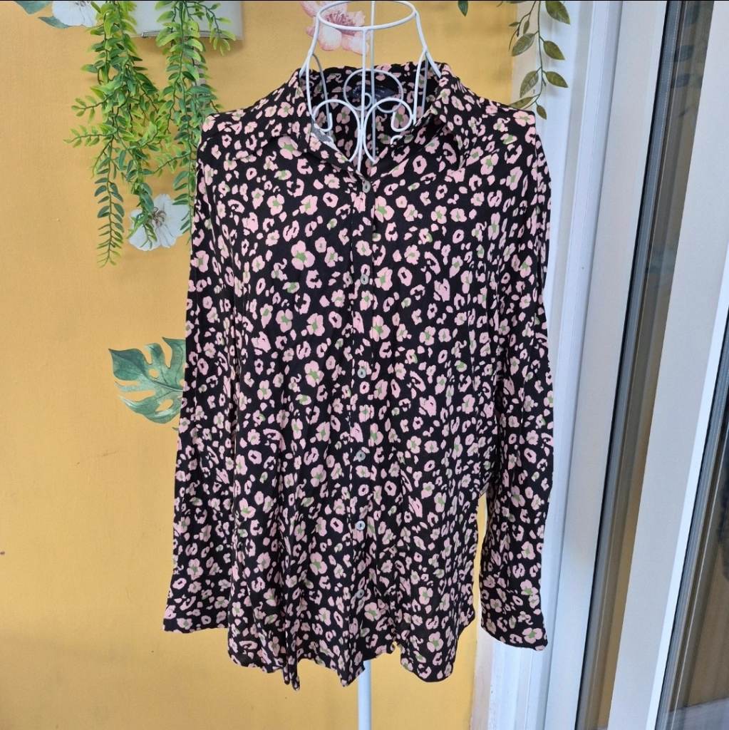 Floral Buttons down shirt animal print 18