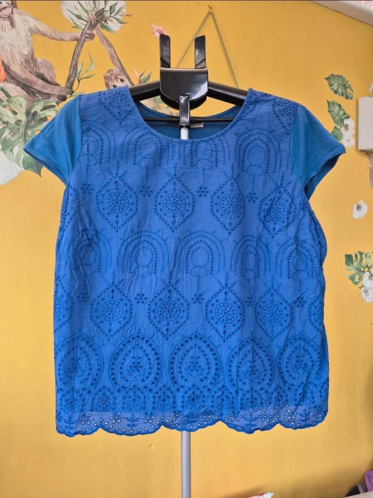 Blue Broderie Anglaise Eyelet Cotton Top Size 18