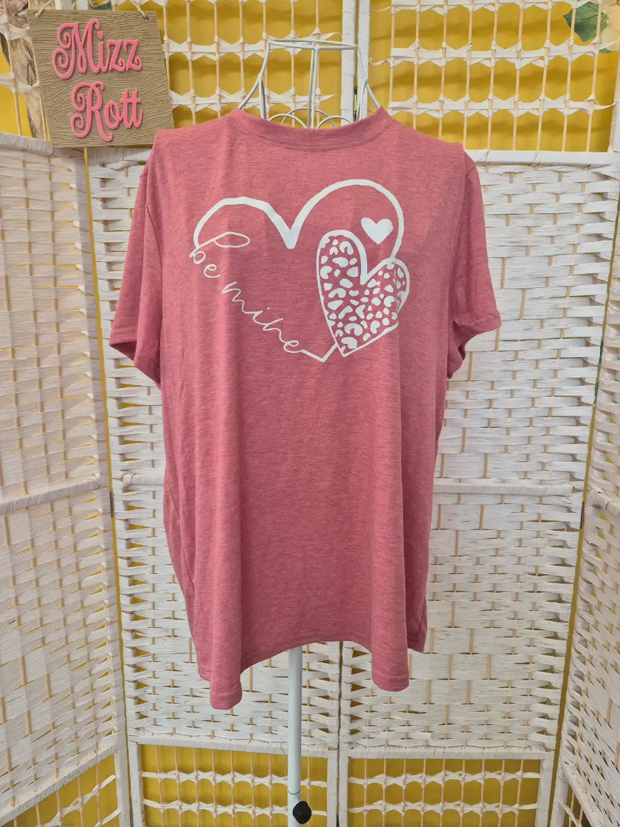 ​"Be Mine" Pink Heart Graphic T-Shirt - Size 1XL (Plus Size)
