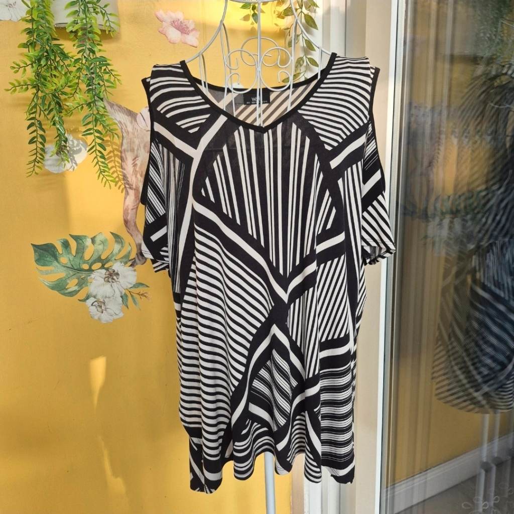 Wallis Geometric Abstract Print Top L