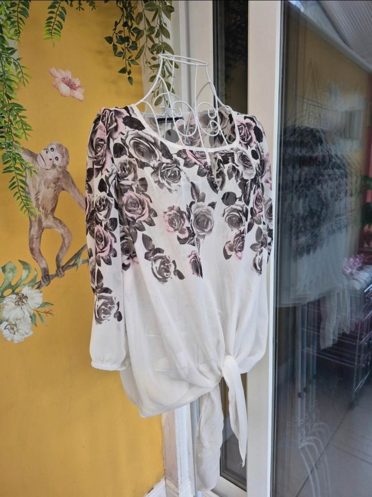 David Emanuel Floral Rose Print Knot Front Blouse Size 18