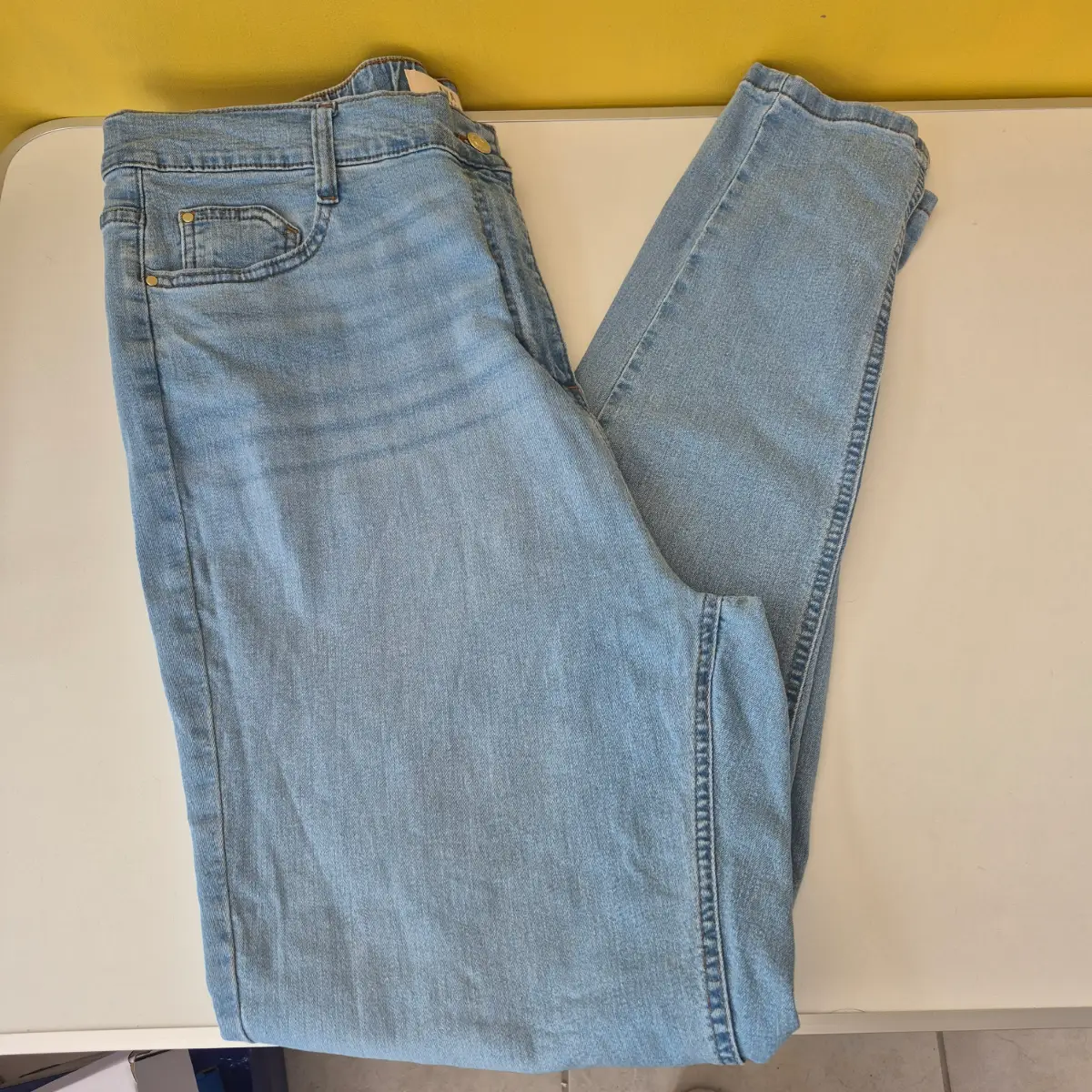 YOURS Ava Skinny Jeans Light Wash Blue - UK 22