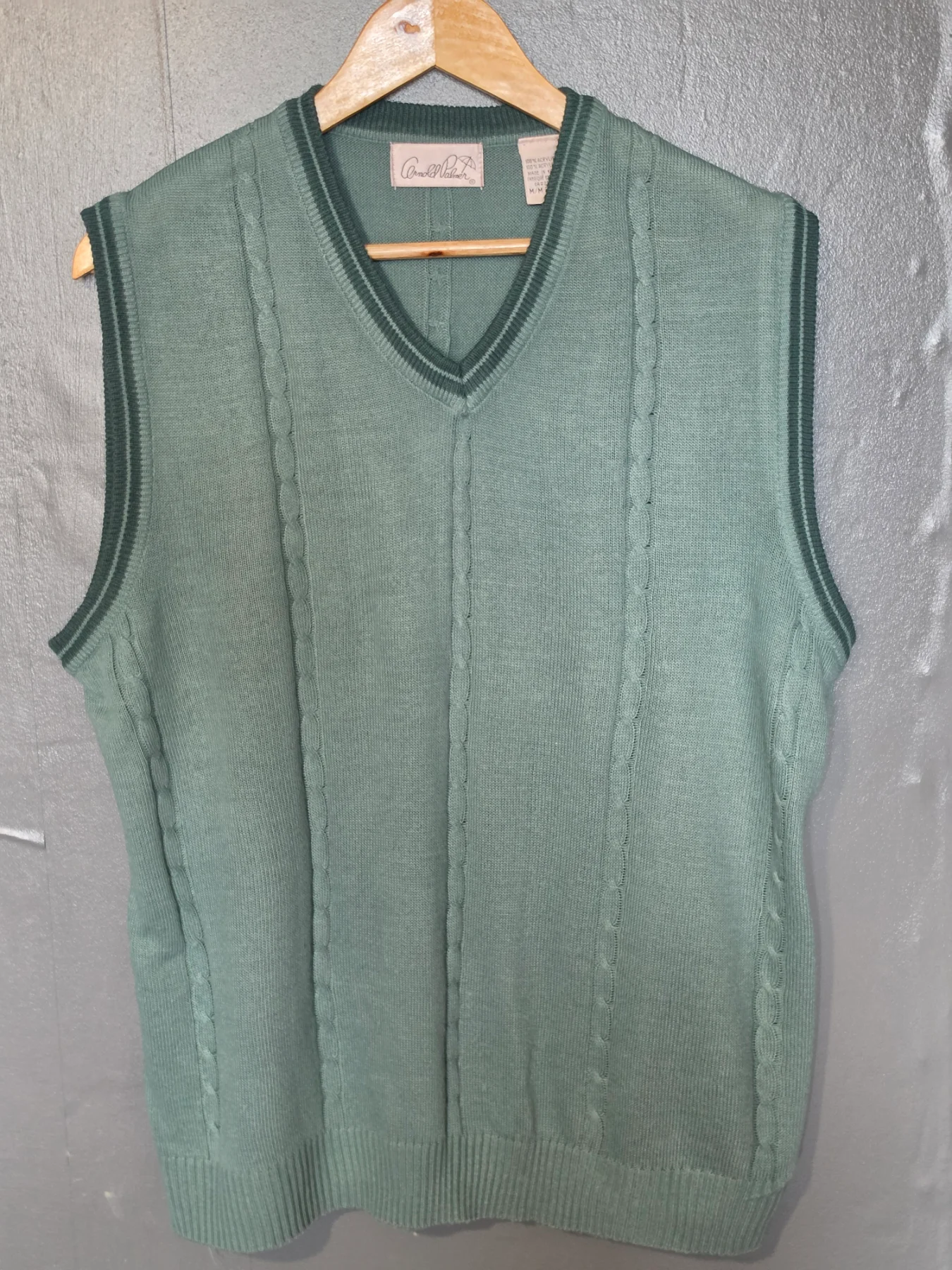 Vintage Arnold Palmer 80s/90s Cable Knit Sweater Vest - Sage Green - Size M (38-40)
