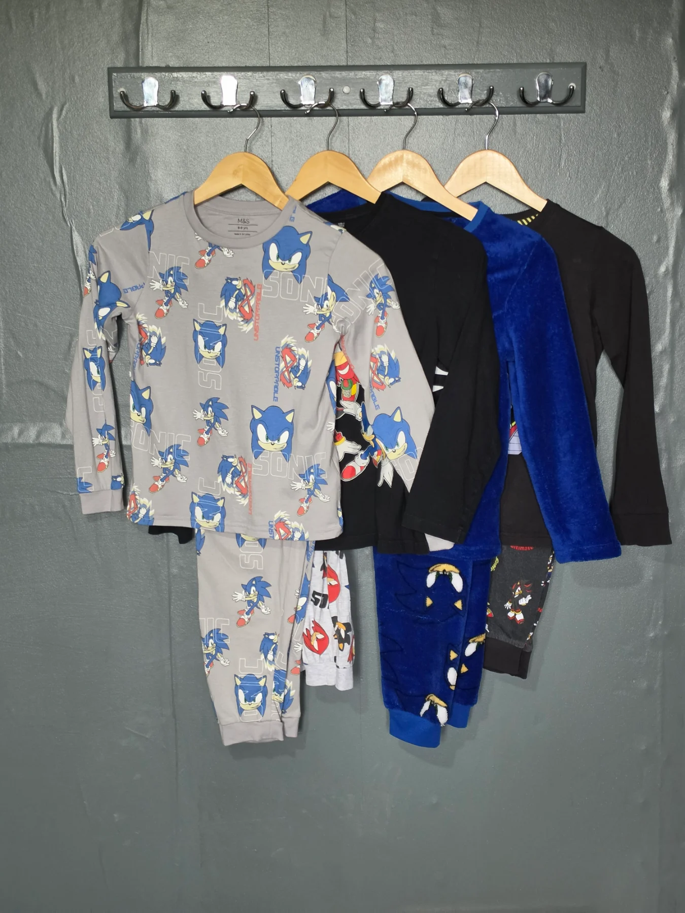 Bundle of 4 Boys Sonic The Hedgehog Pyjamas - Mixed Sizes 8-9 & 9-10 Years