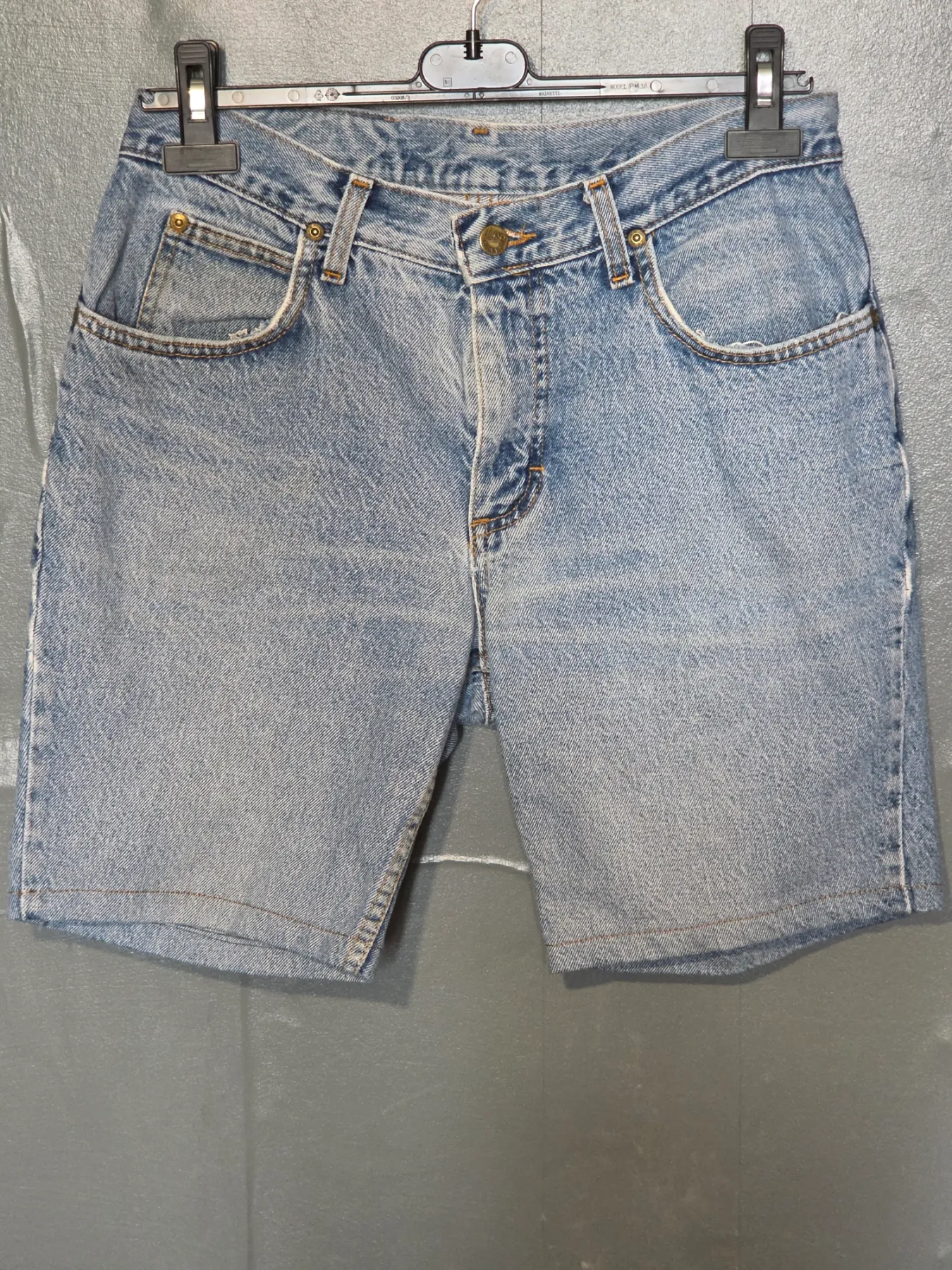 Vintage 90s Euro Lee Riders "Ranger" Light Wash Denim Jorts 33x30