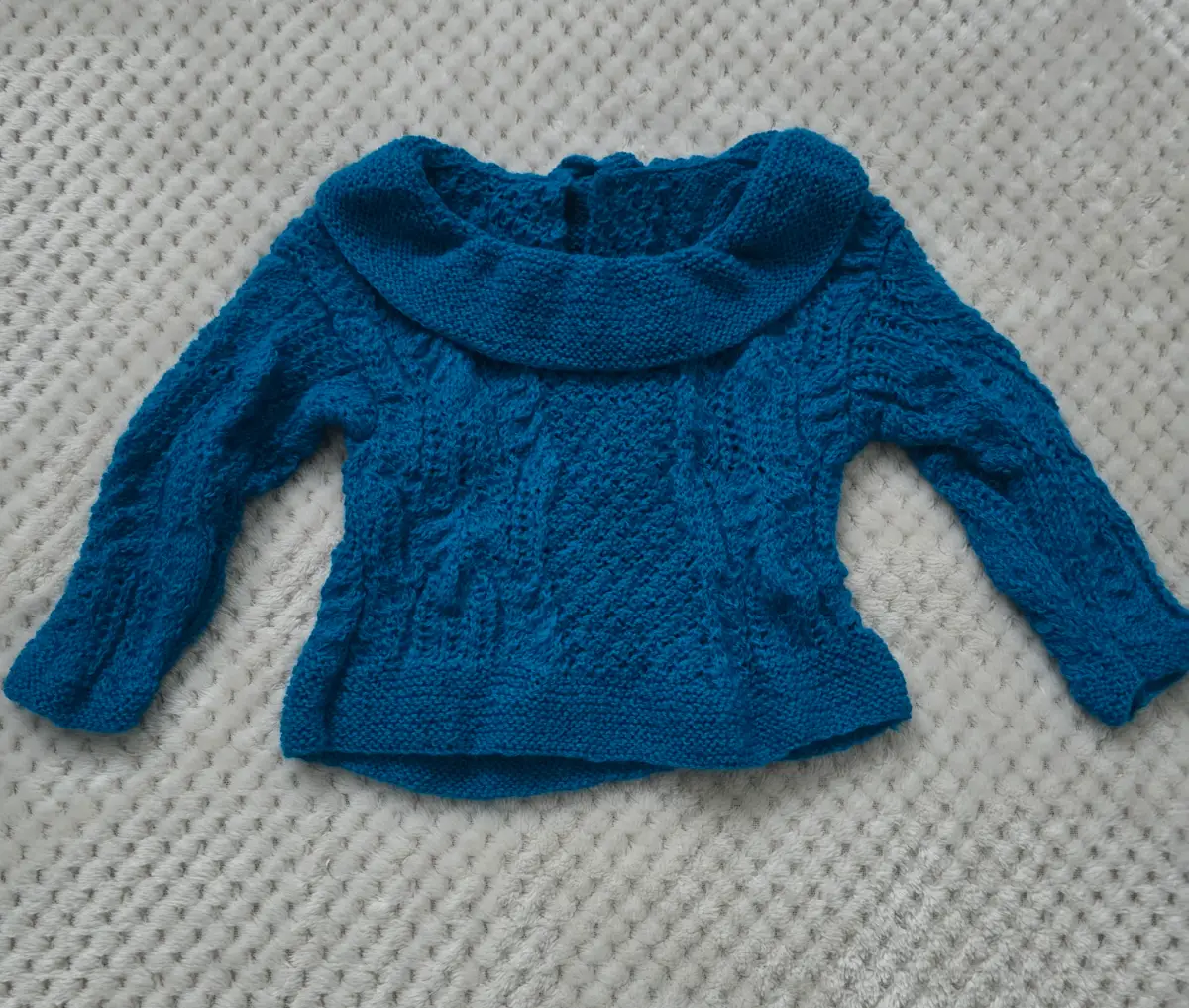 Handmade baby sweater Blue