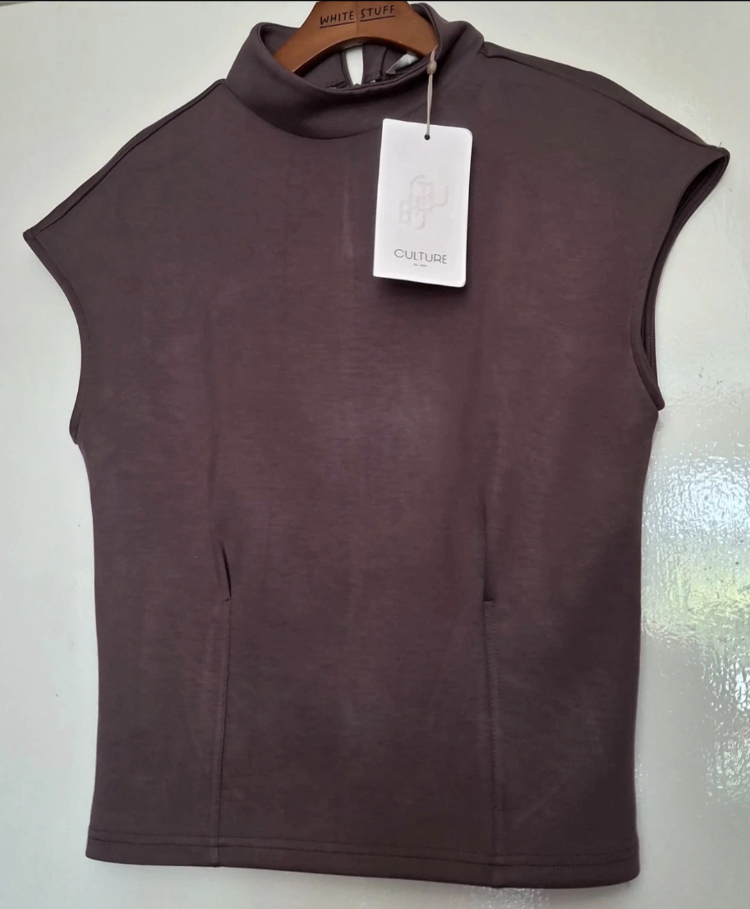 Culture CUsula Chabrina Capsleeve Top Size S