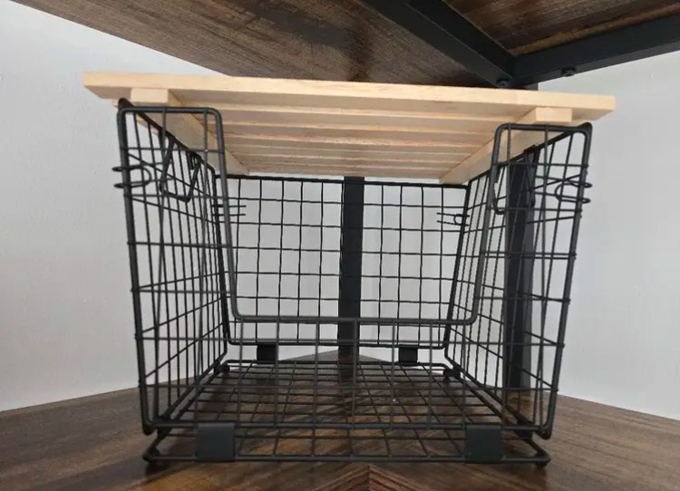 Bamboo wire baskets