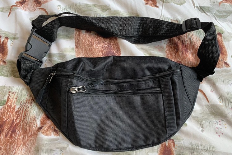 Festival or holiday money bag