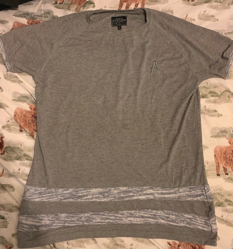 T shirt size large MENS