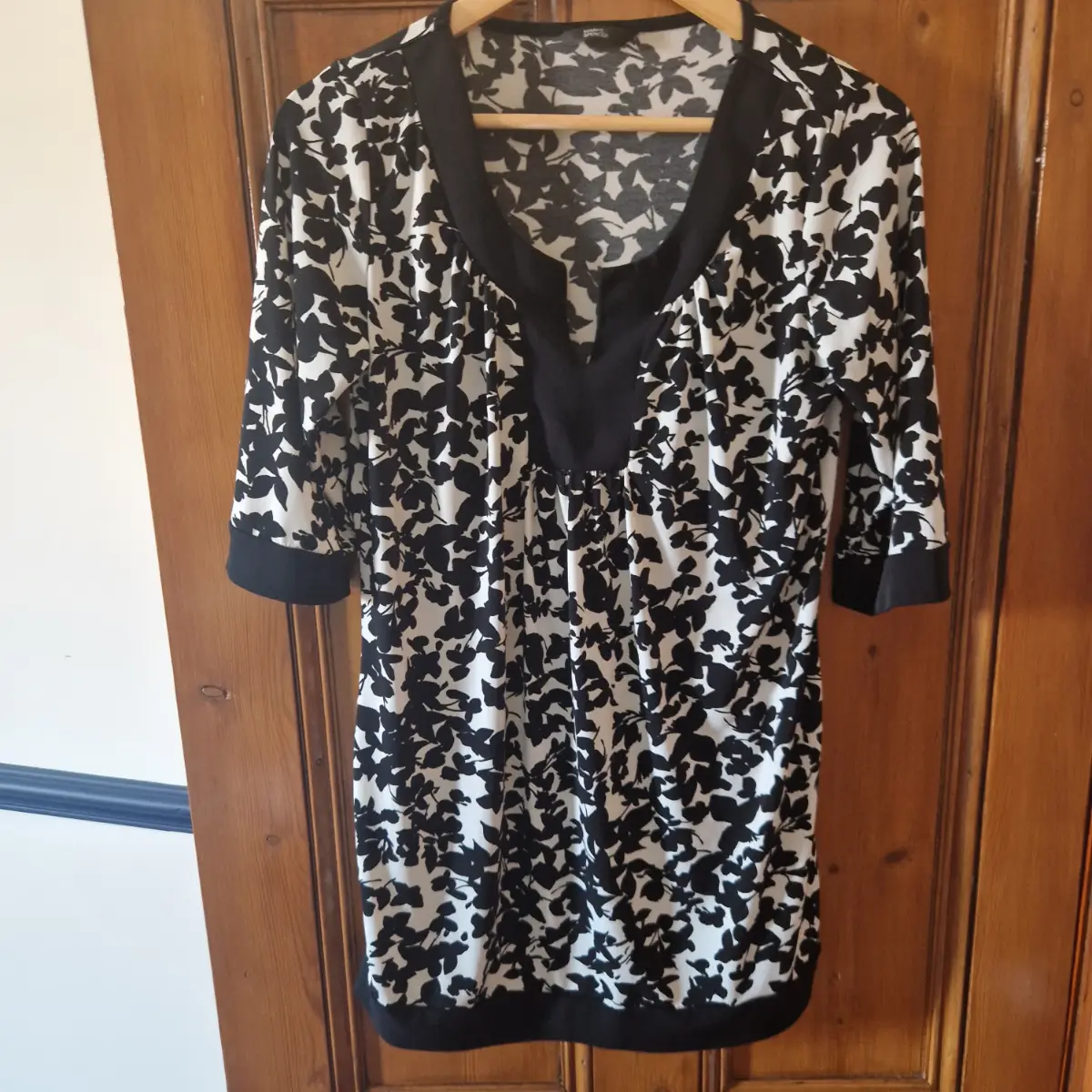 Marks & Spencer Tunic Top UK 12 Black White Floral Monochrome Smart Casual 3/4 Sleeve