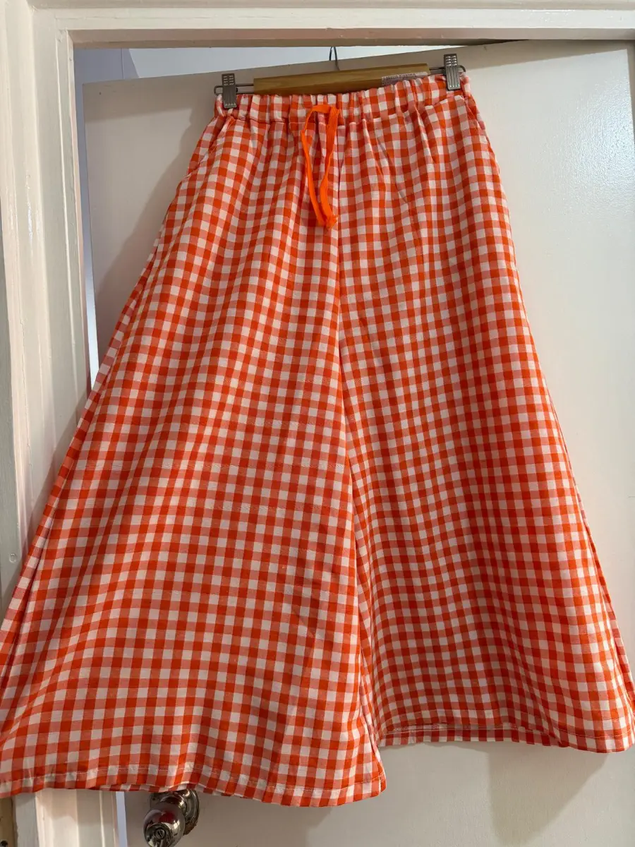 stylish ghingham wide leg trousers
