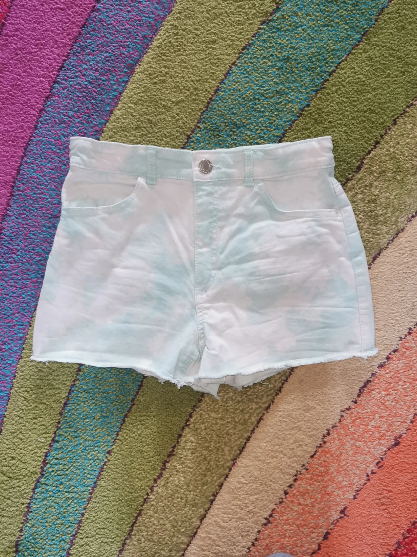 H&M mint green tie-dye shorts - 12-13 years