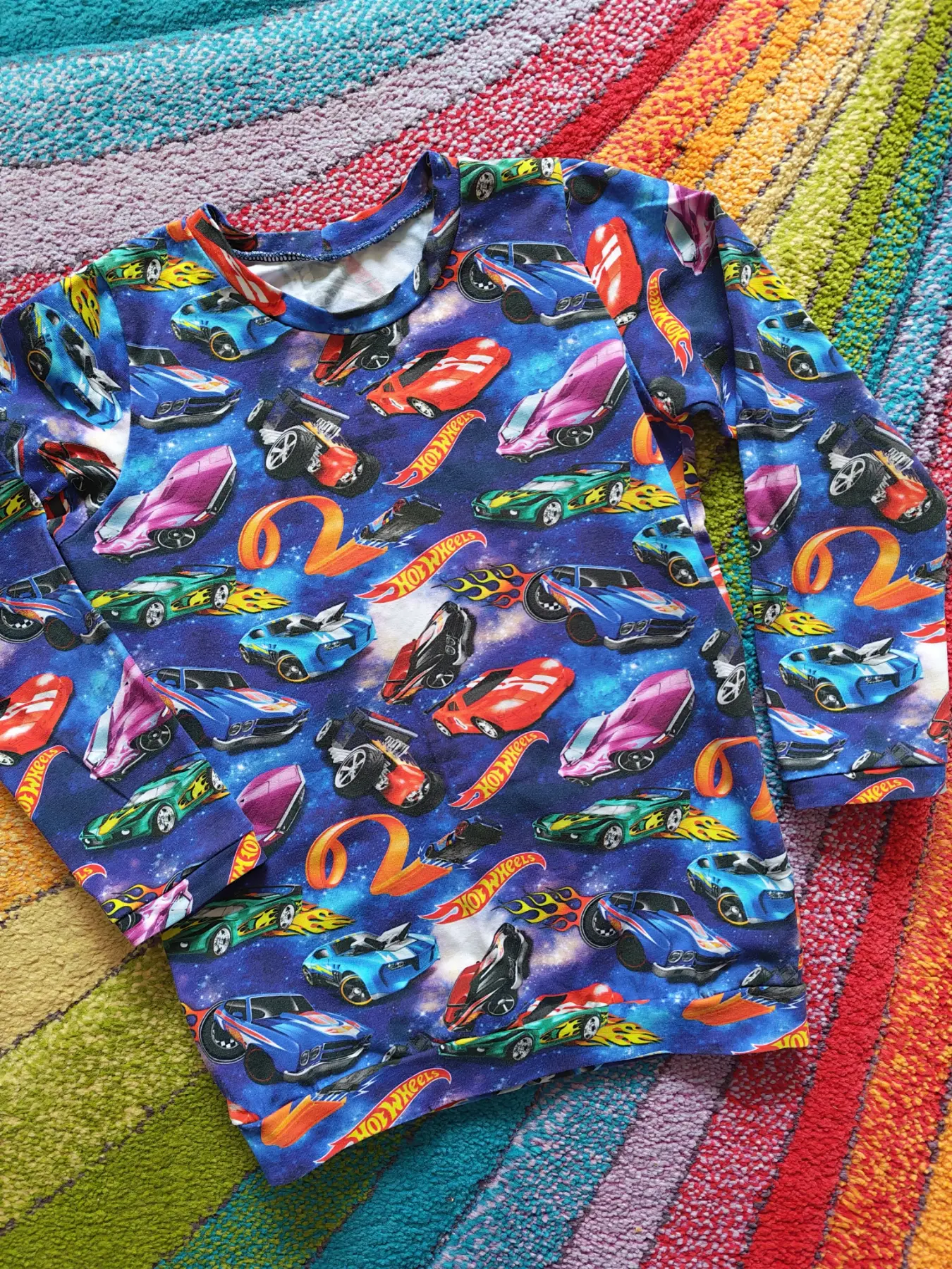 Handmade Hot Wheels long-sleeved top - 5-6 years
