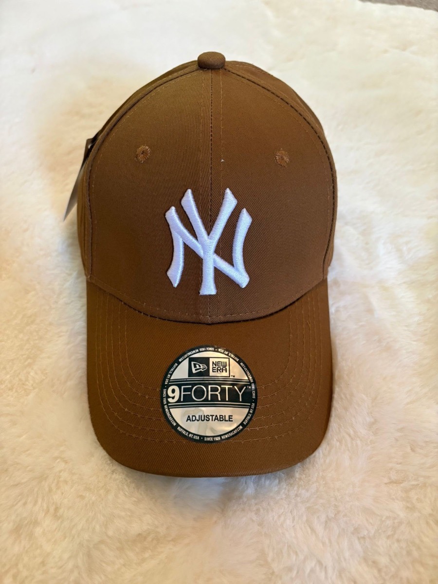 Unisex Baseball Cap -Brown - Brand New - New Era