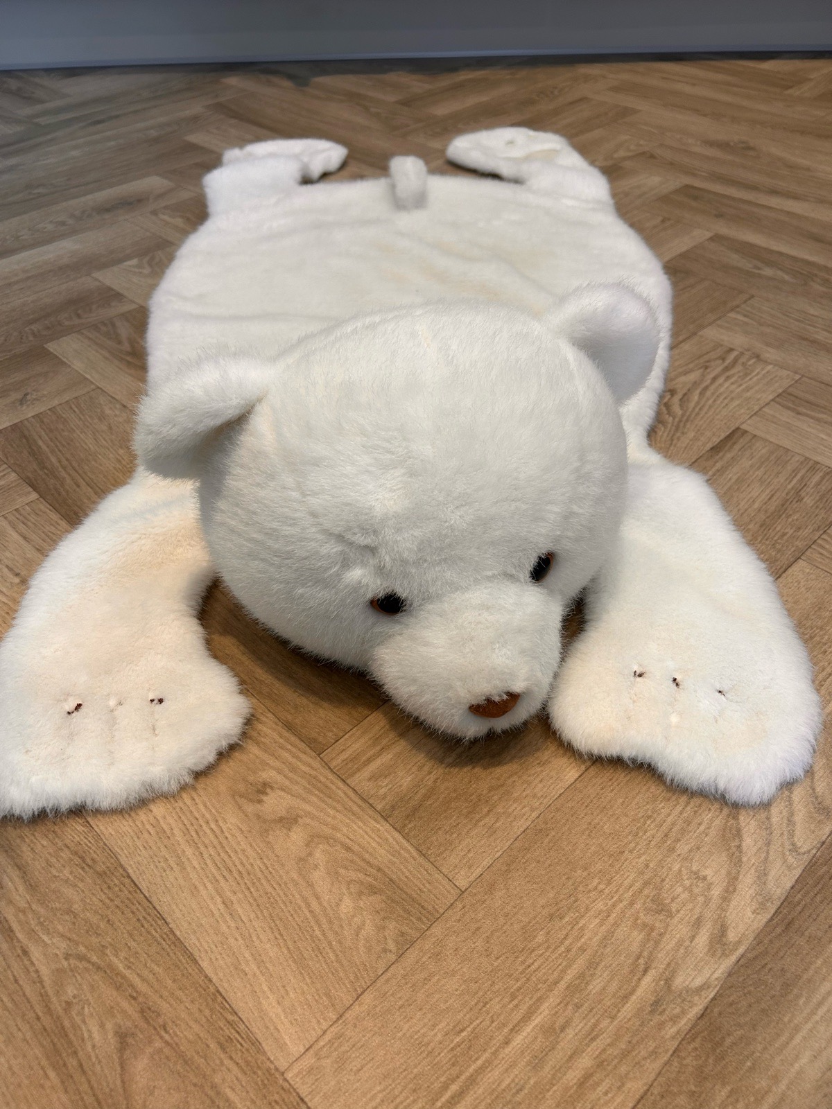 Vertbaudet white polar bear rug children’s room nursery