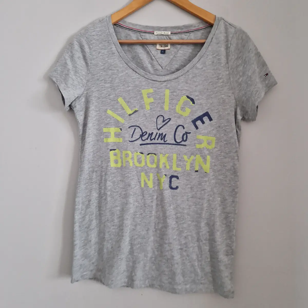 Tommy Hilfiger grey short sleeve top size L uk 12