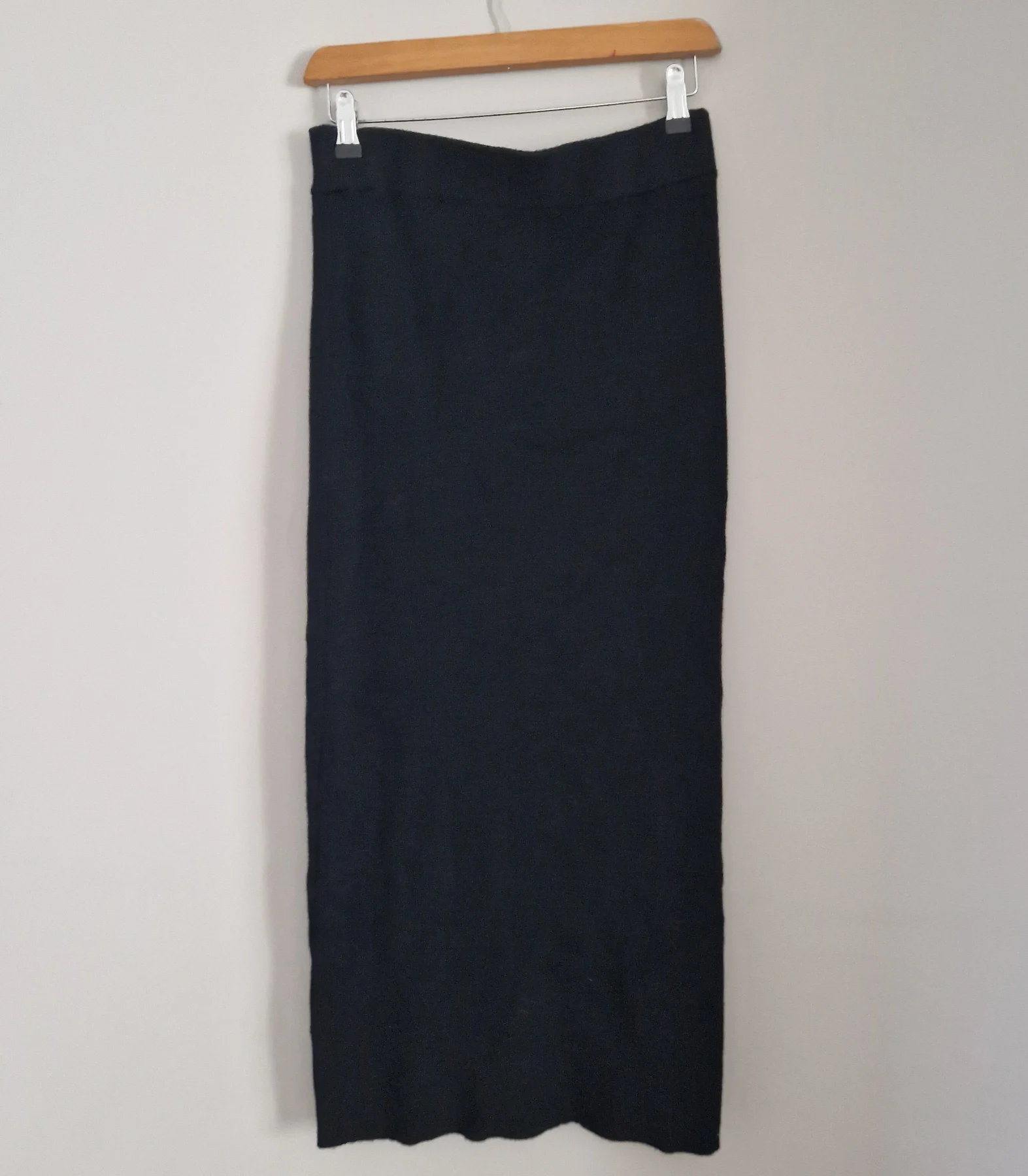 Qed london black ribbed autumnal maxi skirt size uk 10