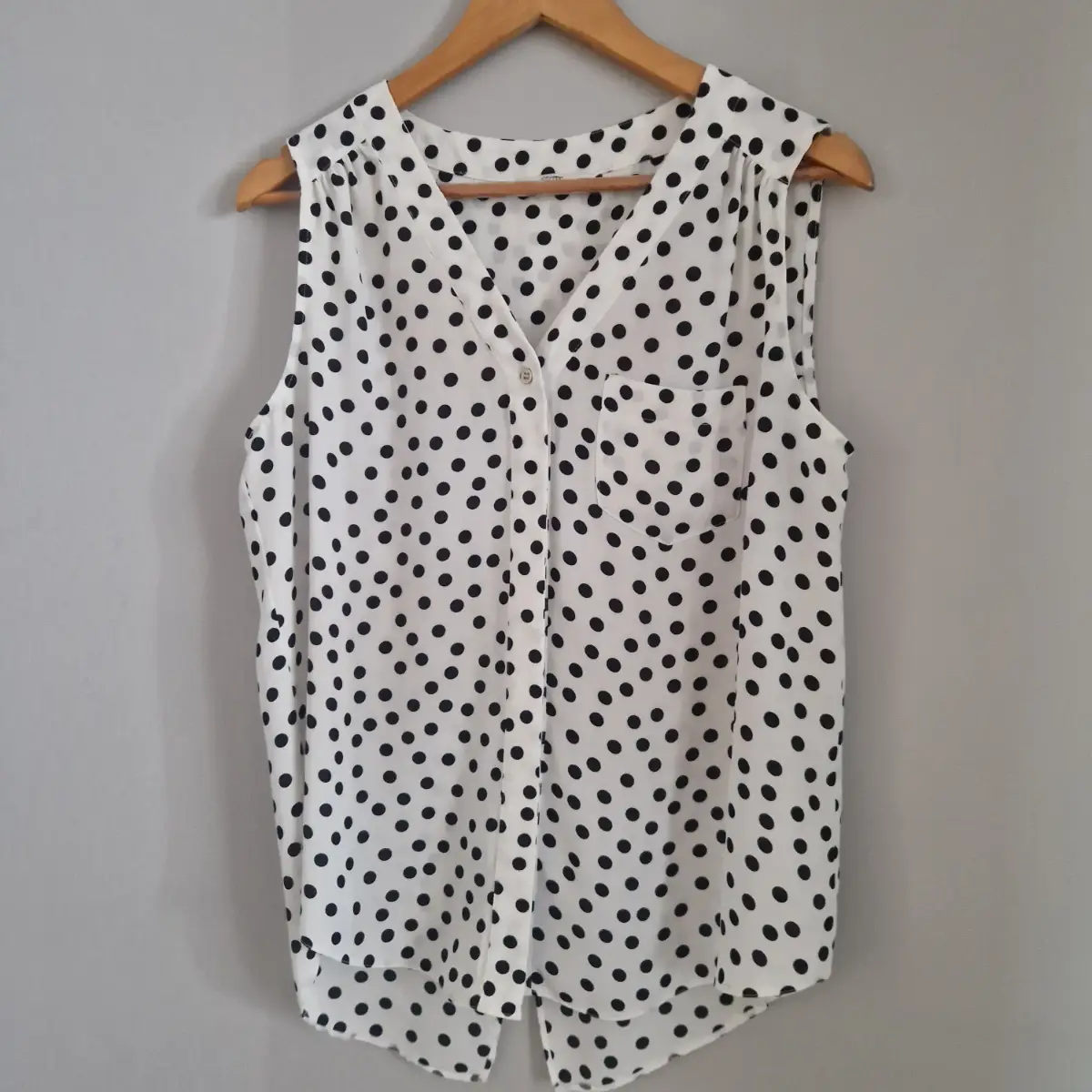 George white lightweight polkadot top size uk 12