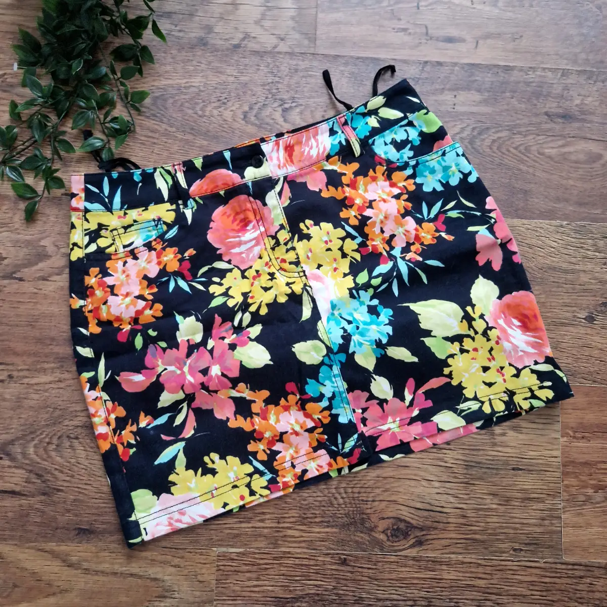 peter hahn blacl y2k floral mini skirt size uk 12