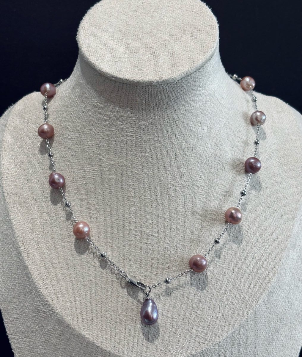Genuine freshwater pearl purple pearl necklace